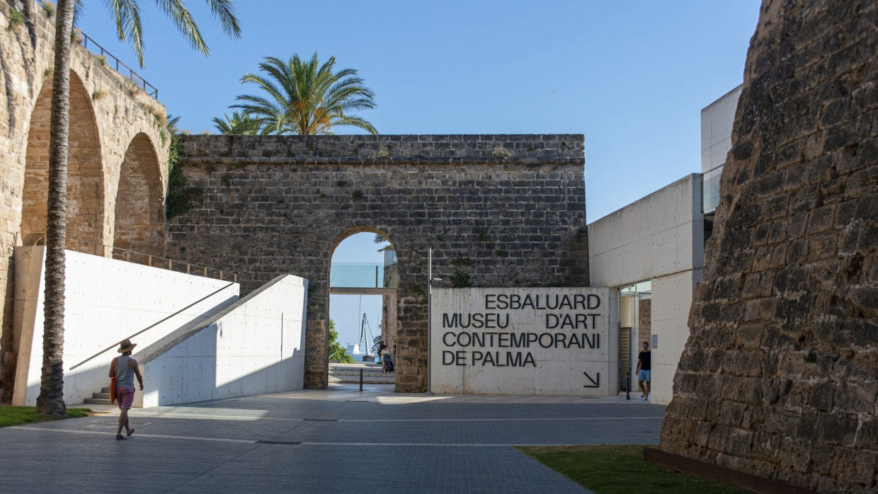 Der Eingang zum Museum Es Baluard in Palma de Mallorca: Es könnte Dreh- und Angelpunkt der neuen Messe werden.