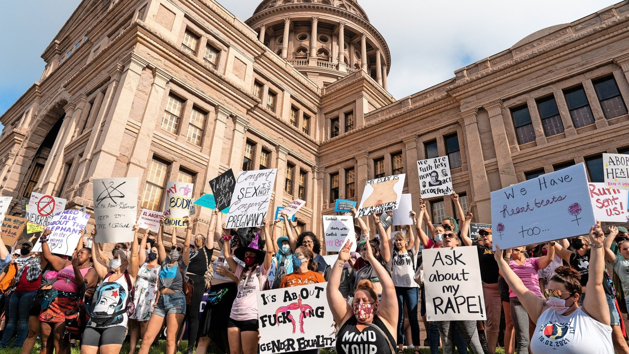 Ein neues Gesetz als Standortnachteil: Demonstration gegen das Abtreibungsverbot vor dem Kapitol in Austin.