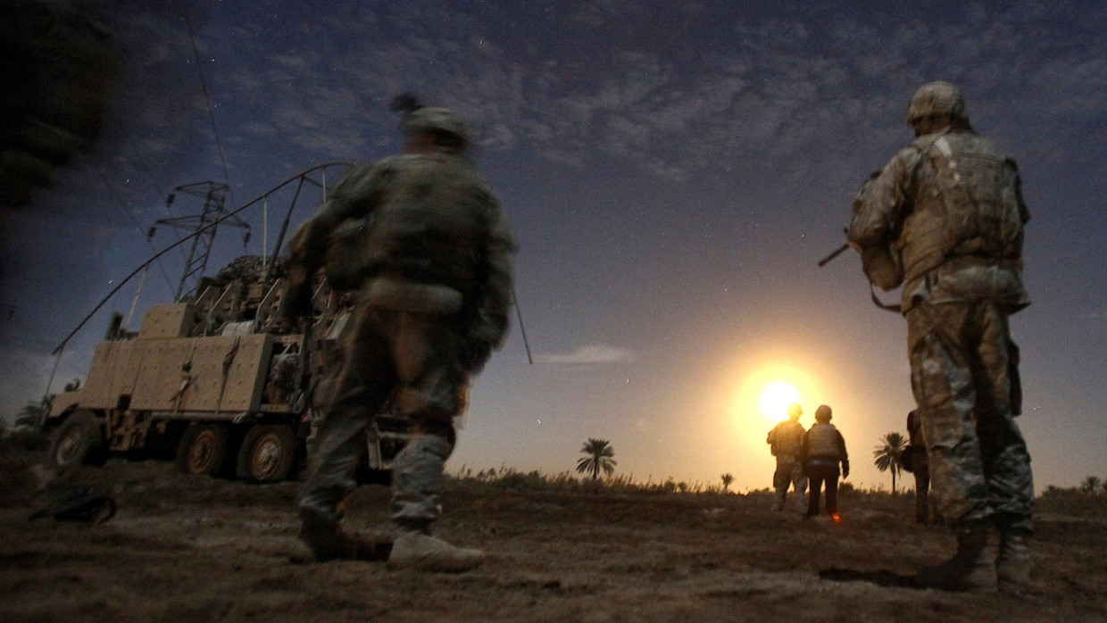 Amerikanische Soldaten in Tunis: „Verantwortung in der heutigen Zeit heißt, die militärische Infrastruktur abzubauen, von der aus Amerika seine Interventionskriege führt“, so Lafontaine.