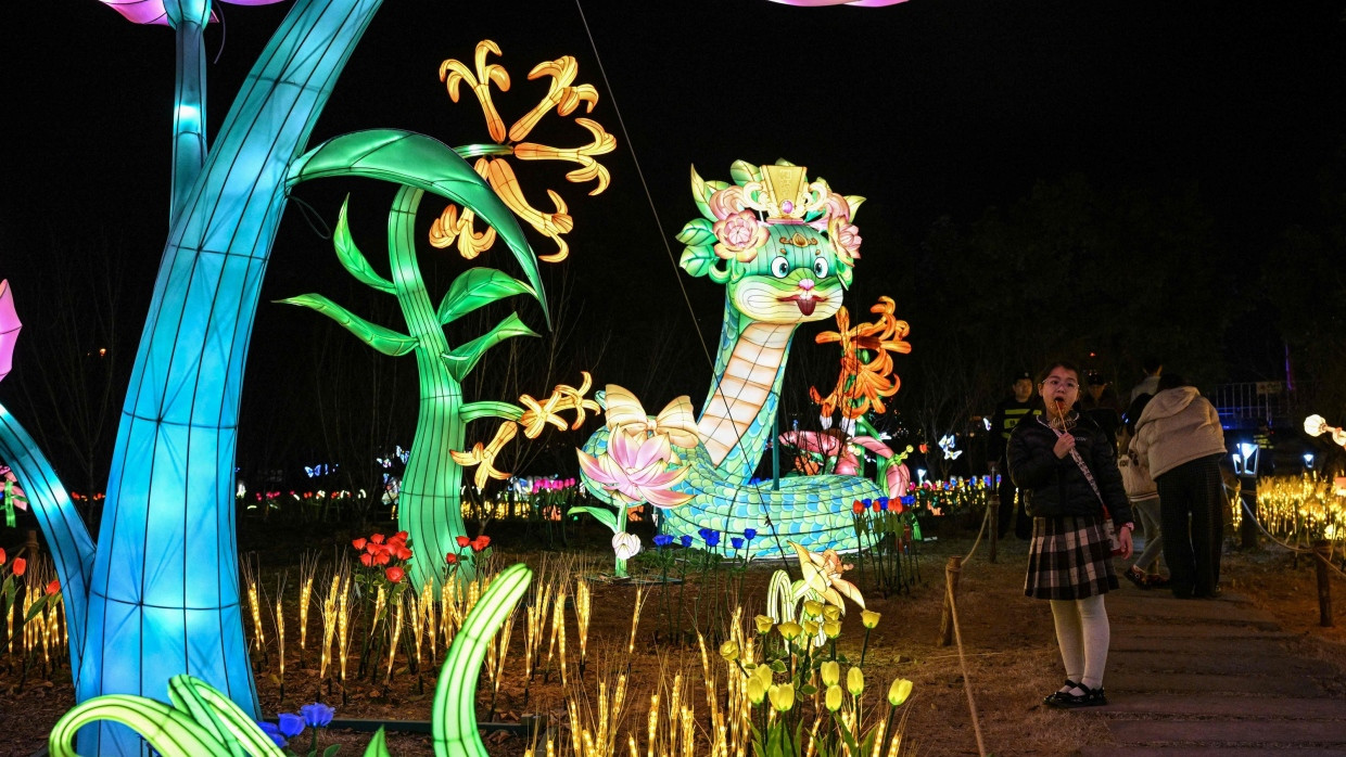 Beim Laternenfest in Fuzhou, Provinz Fujian