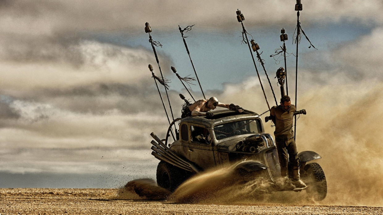 In den achtziger Jahren feierte die „Mad Max“-Trilogie mit Mel Gibson Erfolge. Der Film „Fury Road“ mit Tom Hardy und Charlize Theron setzt die Reihe fort - in Cannes außer Konkurrenz.