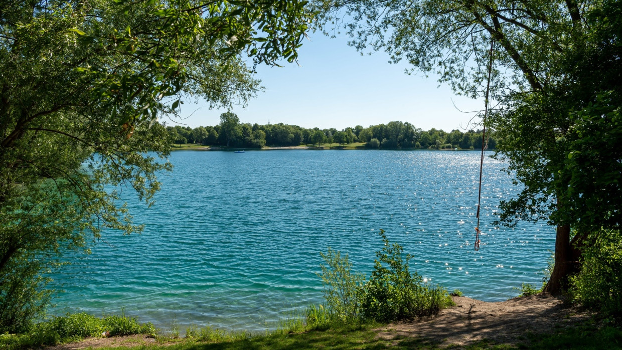 Im Echinger See wurde eine Leiche entdeckt. Mutmaßlich handelt es sich um einen vermissten Festivalbesucher.