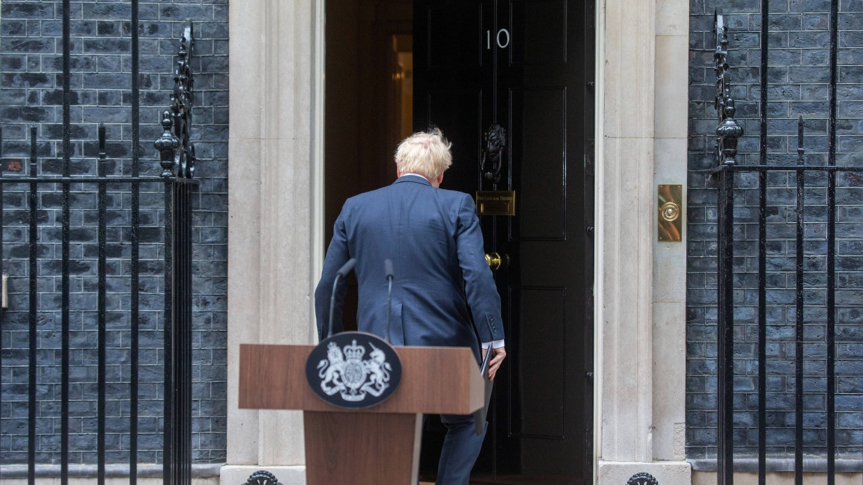 Boris Johnson nach seiner Rücktrittserklärung am 7. Juli 2022 in London, Dowining Street No.10