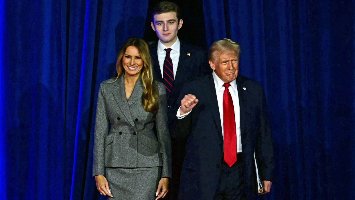 Donald Trump mit seiner Ehefrau Melania und Sohn Barron