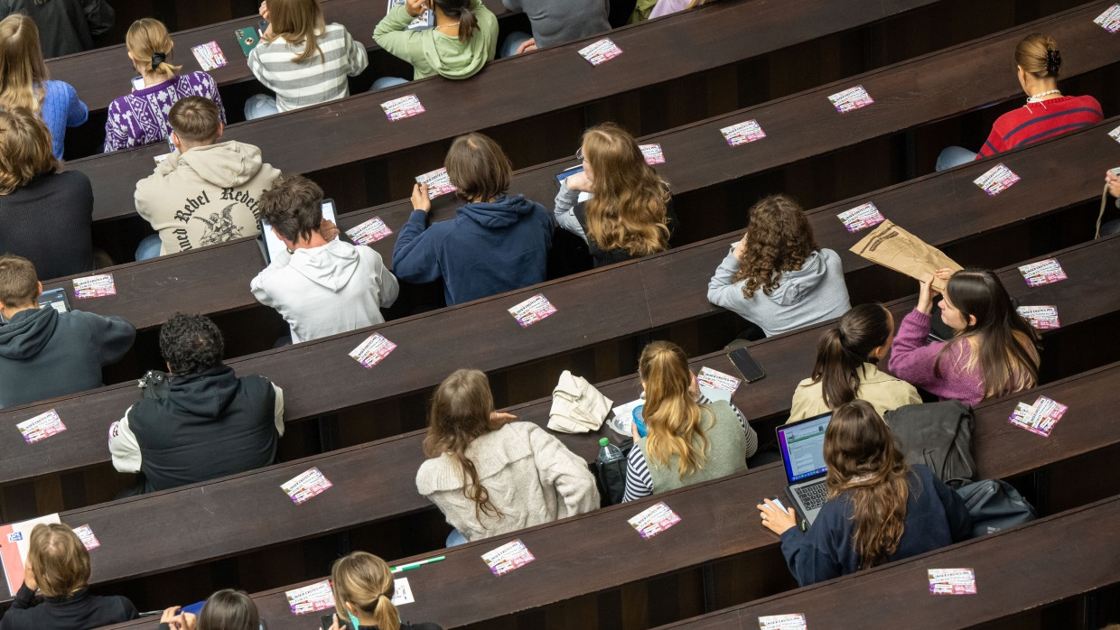 Einführungsveranstaltung an der LMU Ende Oktober