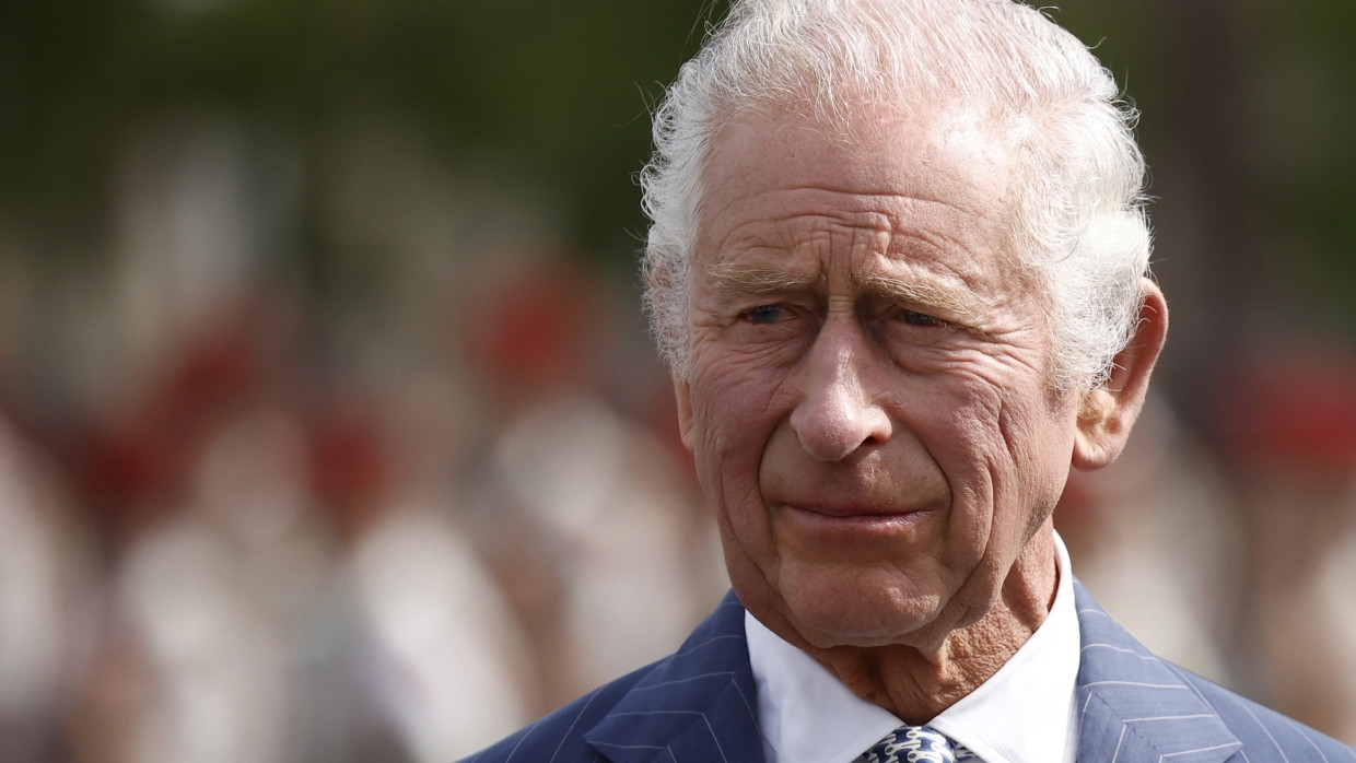 Der britische König Charles III. hat sich erstmals zu den anhaltenden migrantenfeindlichen Ausschreitungen in Großbritannien geäußert.