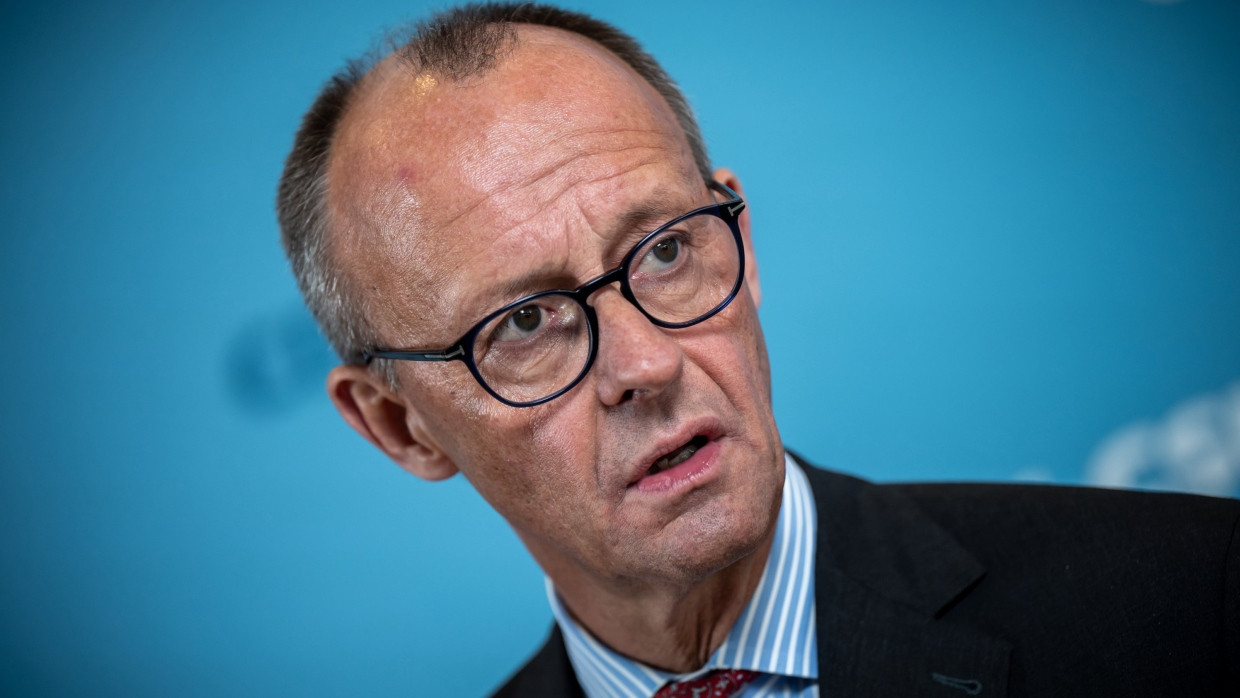 Friedrich Merz, Bundesvorsitzender der CDU, bei einem Pressestatement in Berlin im Oktober 2024.