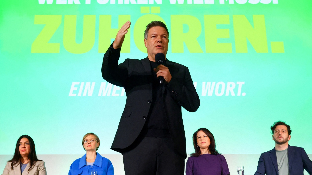 Er soll ins Fernsehen, findet seine Partei und lehnt das „TV Duell“ Scholz gegen Merz ohne ihn ab: Robert Habeck bei der Wahlkampagnen-Vorstellung der Grünen für die Bundestagswahl 2025.