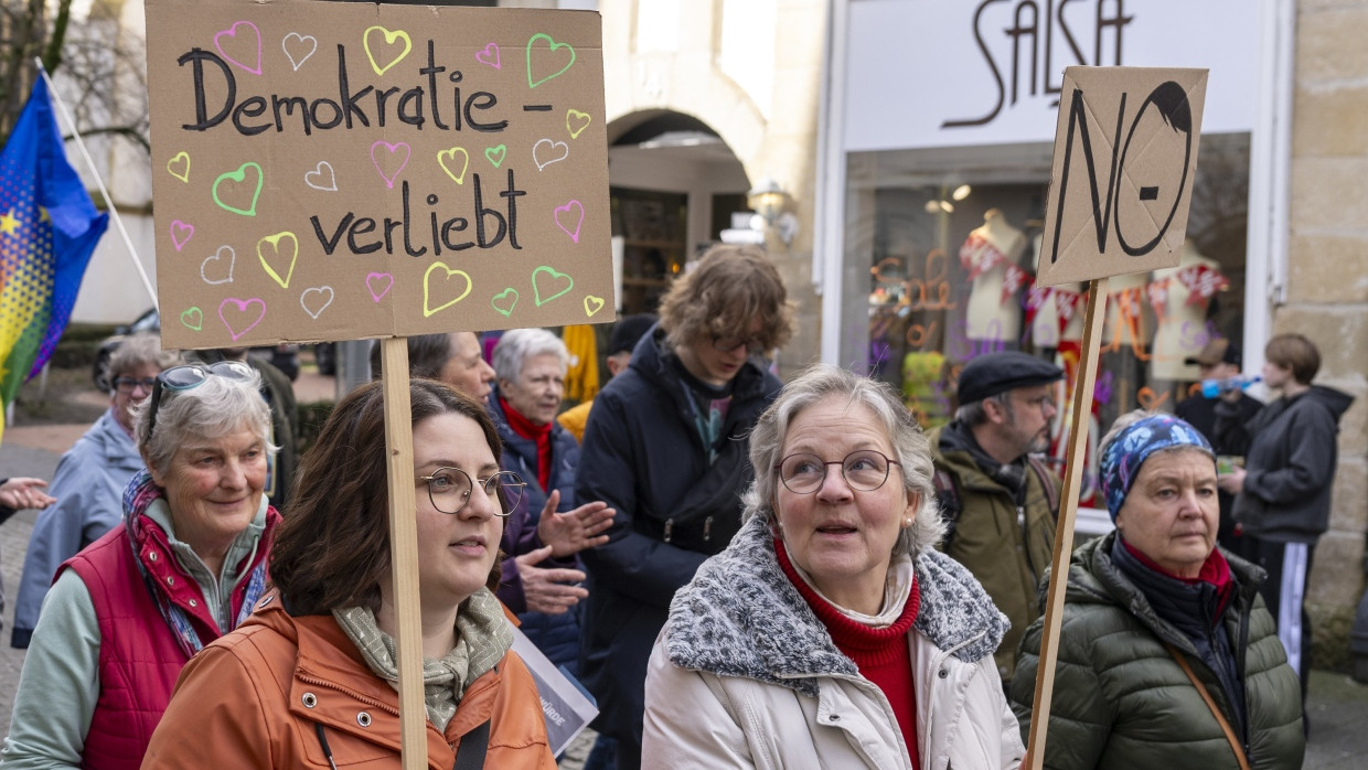 Demonstration in Herford in Nordrhein-Westfalen.