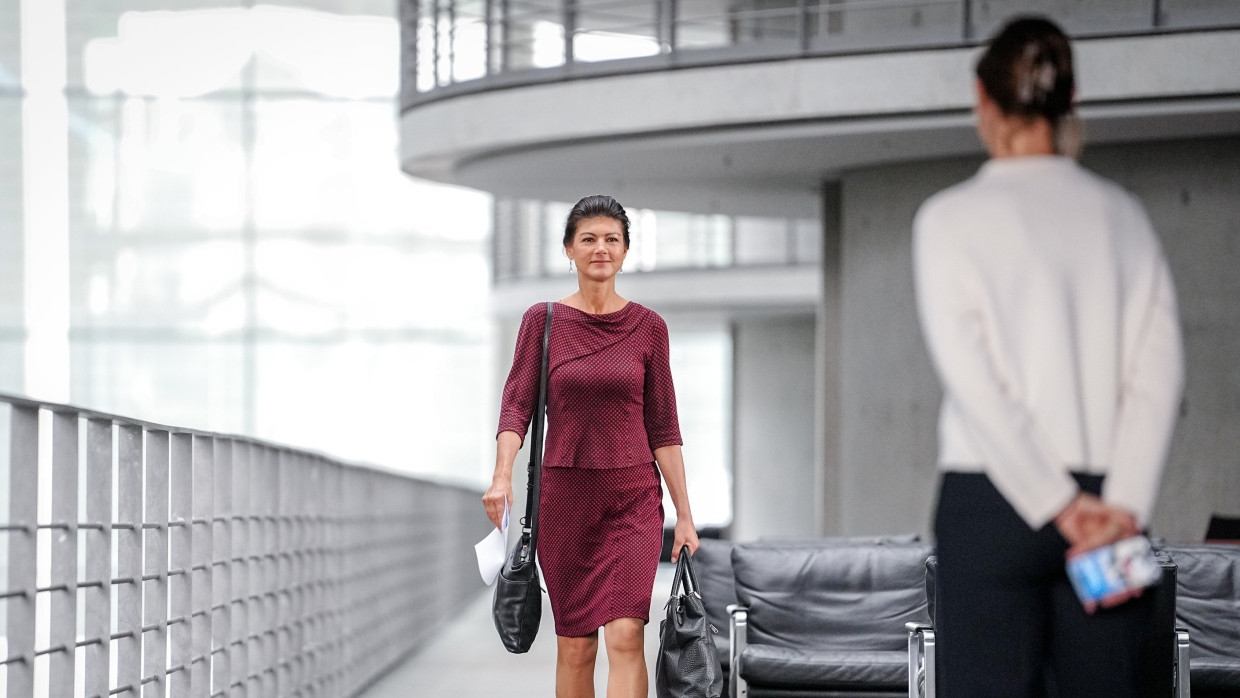 Mischt sich von Berlin aus in Erfurt ein: BSW-Chefin Sahra Wagenknecht