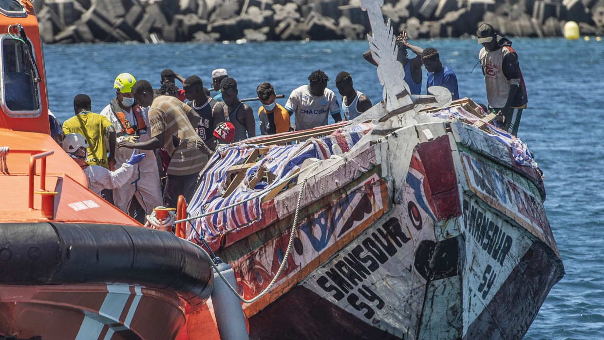 Neuer Anstieg im Herbst? Ankömmlinge im Hafen von La Restinga in Spanien Ende August. An Bord waren 205 Migranten.