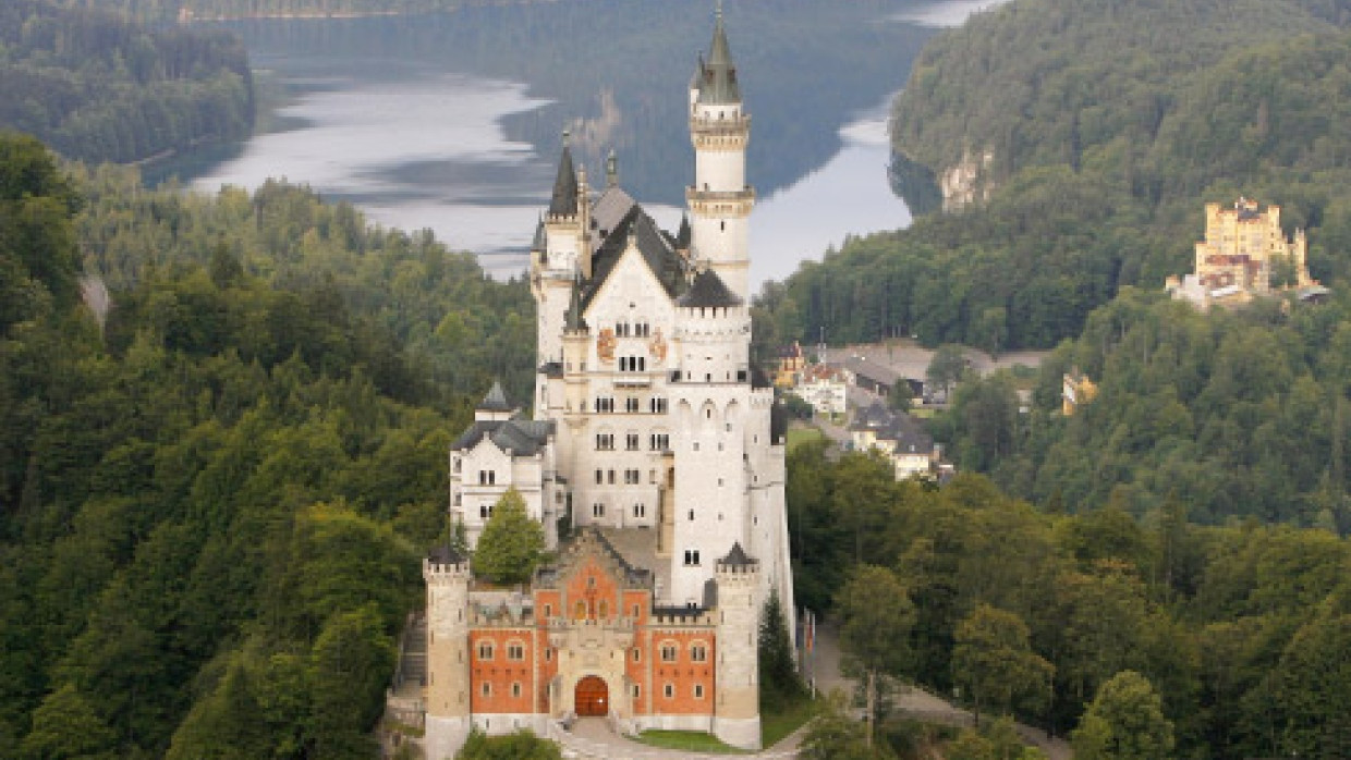 Ein Bild von einem Schloss: Ludwigs Lieblingsspielzeug Neuschwanstein