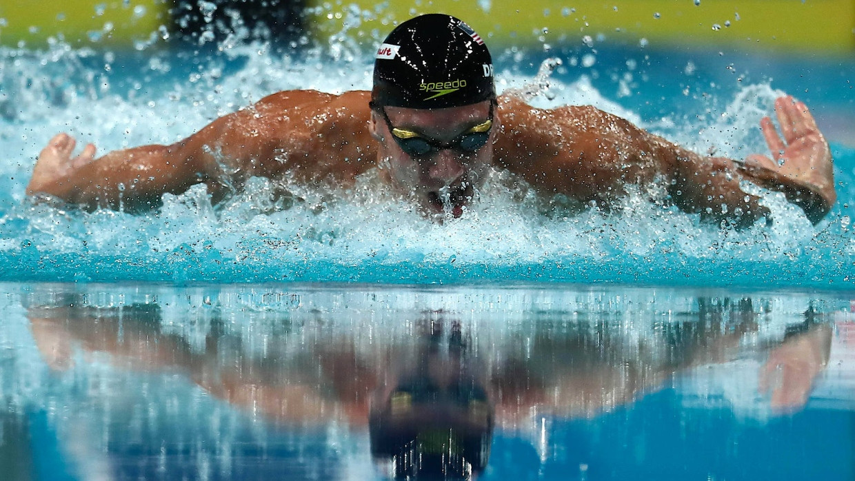 Caeleb Dressel fischte gleich drei Goldschätze aus dem Wasser von Budapest.