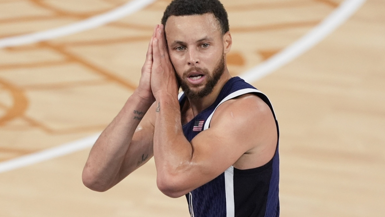 Zum Einschlafen? Kunstschütze Stephen Curry versenkt Drei-Punkte-Wurf um Drei-Punkte-Wurf.