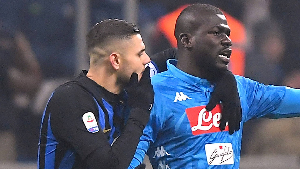 „Der italienische Fußball hat sich nicht verändert“: Mauro Icardi und der rassistisch beleidigte Kalidou Koulibaly (rechts).