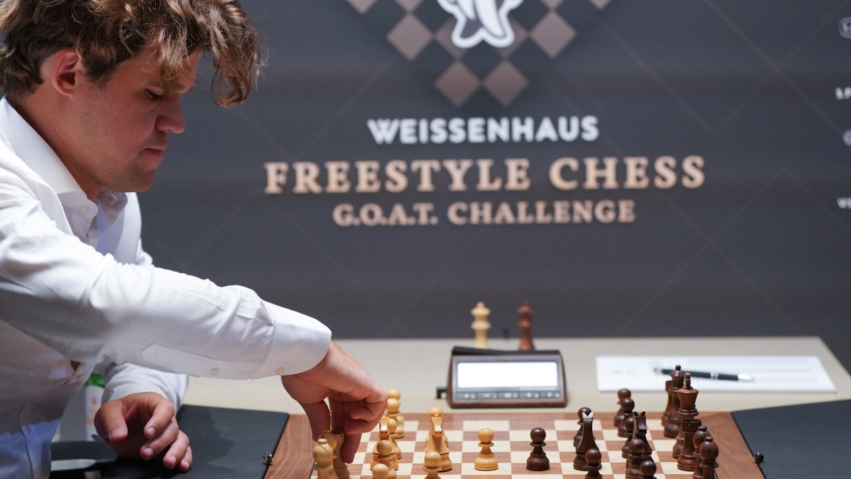 Freies Spiel: Magnus Carlsen gewinnt Schachturnier nach Chess960-Variante