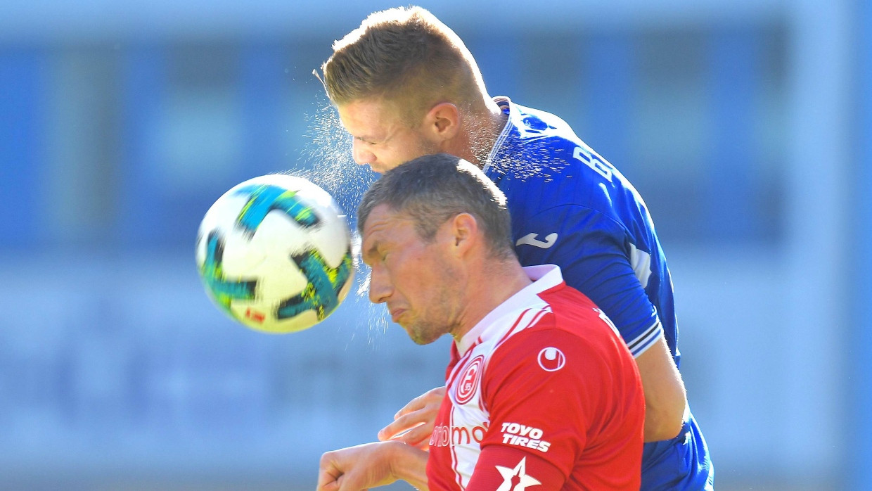 Wenn es beim Fußball kracht, können die Folgen bisweilen schwerwiegend sein.