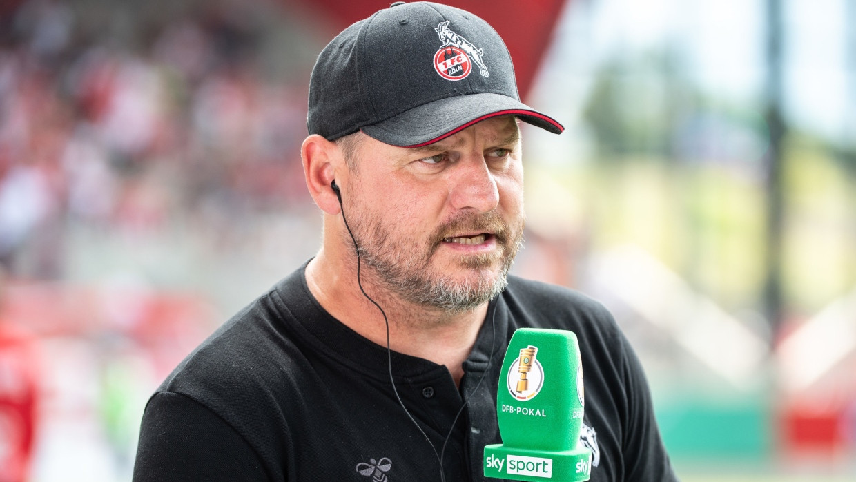 Endstation Regensburg: Für den 1. FC Köln und seinen Trainer Steffen Baumgart ist der DFB-Pokal bereits beendet.