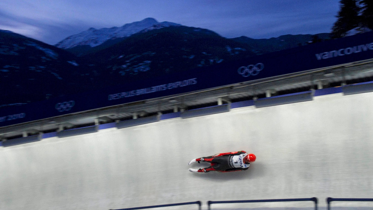 Weltmeister in Kanada: Keiner ist in Whistler schneller als Felix Loch