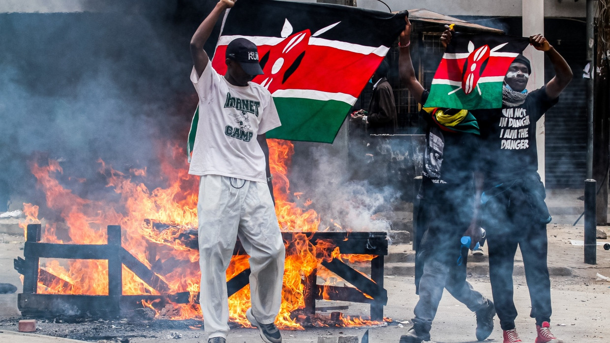 Demonstranten am 2. Juli 2024 in der kenianischen Hauptstadt Nairobi