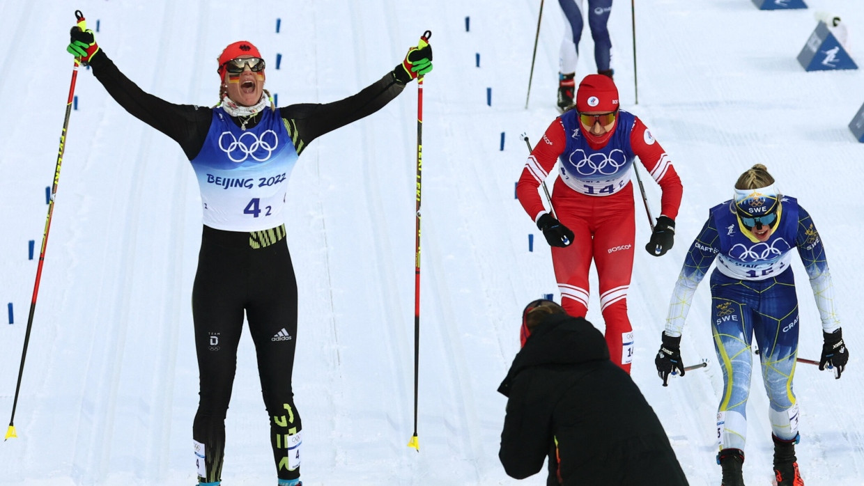 Jubel über Gold nach einem starken Zielsprint: Victoria Carl