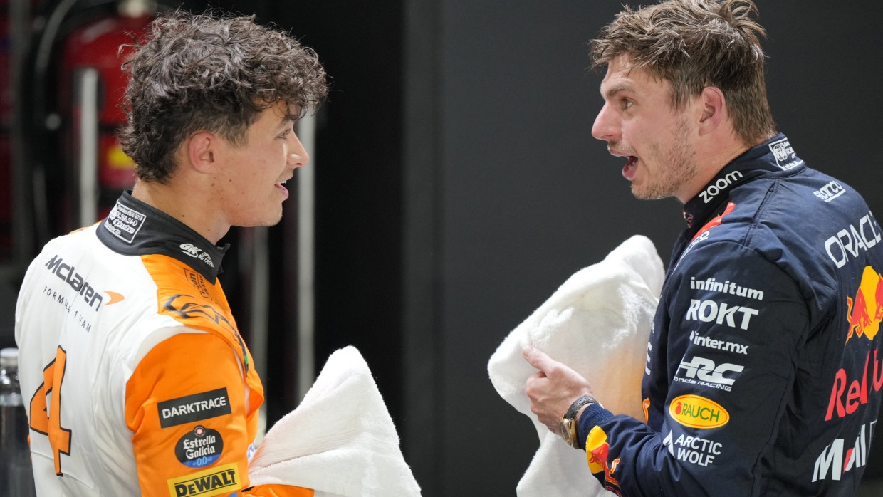 Lando Norris (links) und Max Verstappen haben sich nach dem Qualifying etwas zu sagen.