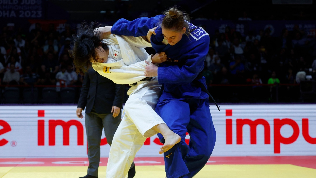 Kampf um Gold: Giovanna Scoccimarro (r.) unterliegt der Japanerin Saki Niizoe