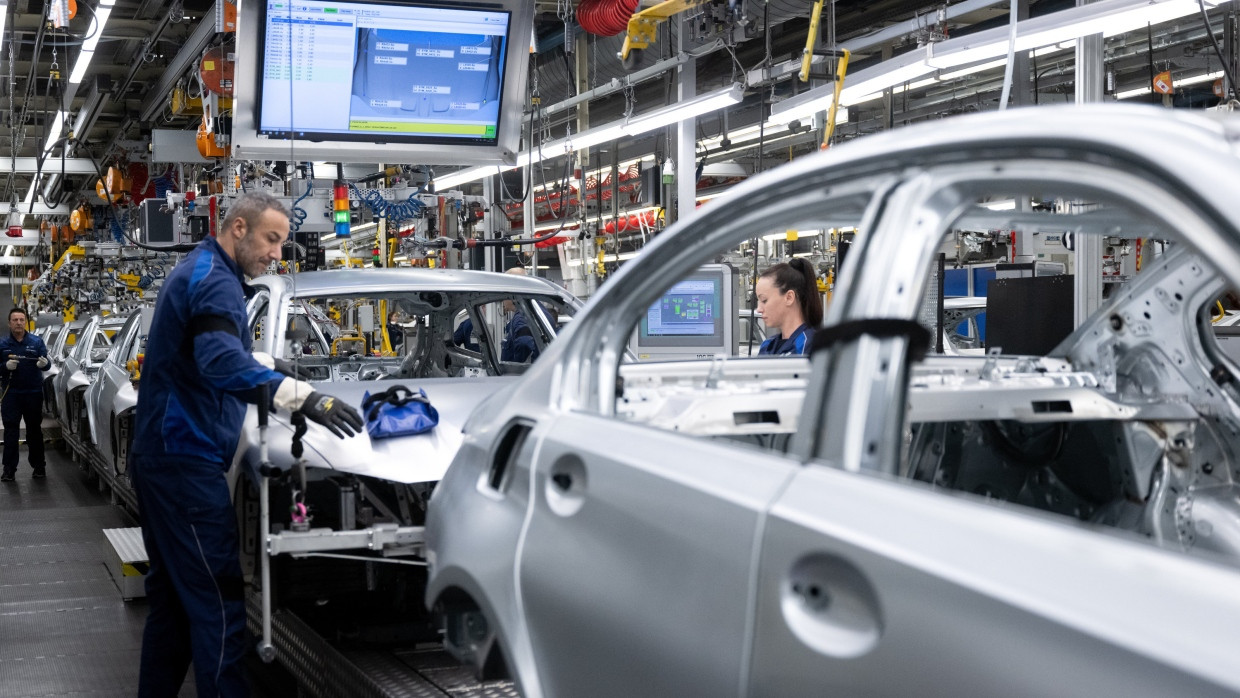 Blick ins BMW-Stammwerk in München