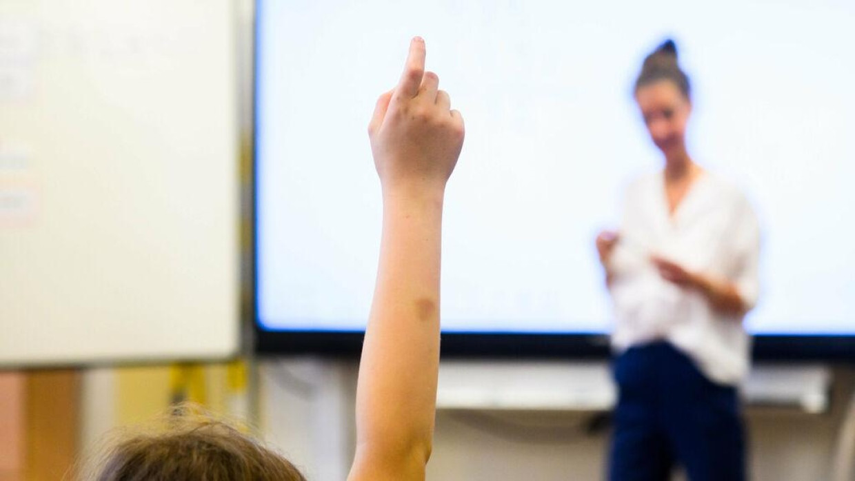 Kinder aus Elternhäusern mit geringerem Einkommens- und Bildungsniveau haben deutschlandweit deutlich schlechtere Chancen auf einen Gymnasialbesuch.