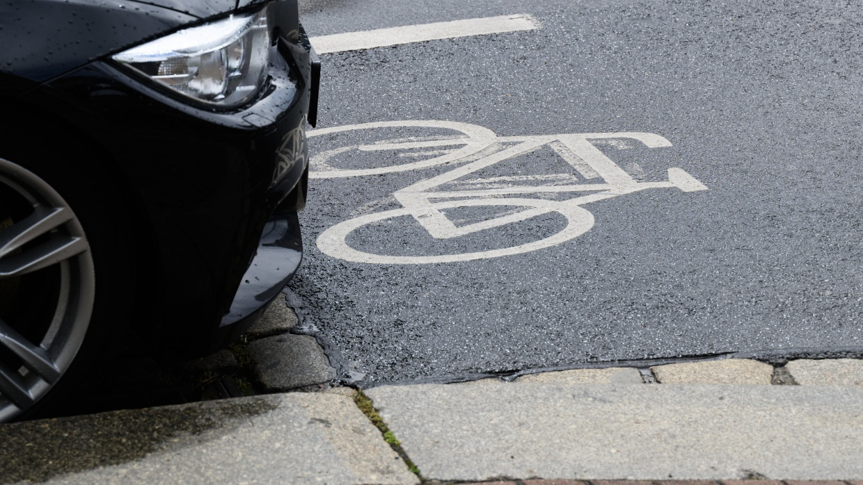 In wenigen Minuten zur Anzeige gebracht: Auch Hanau führt das Frankfurter Modell zum Anzeigen von Falschparkern ein.