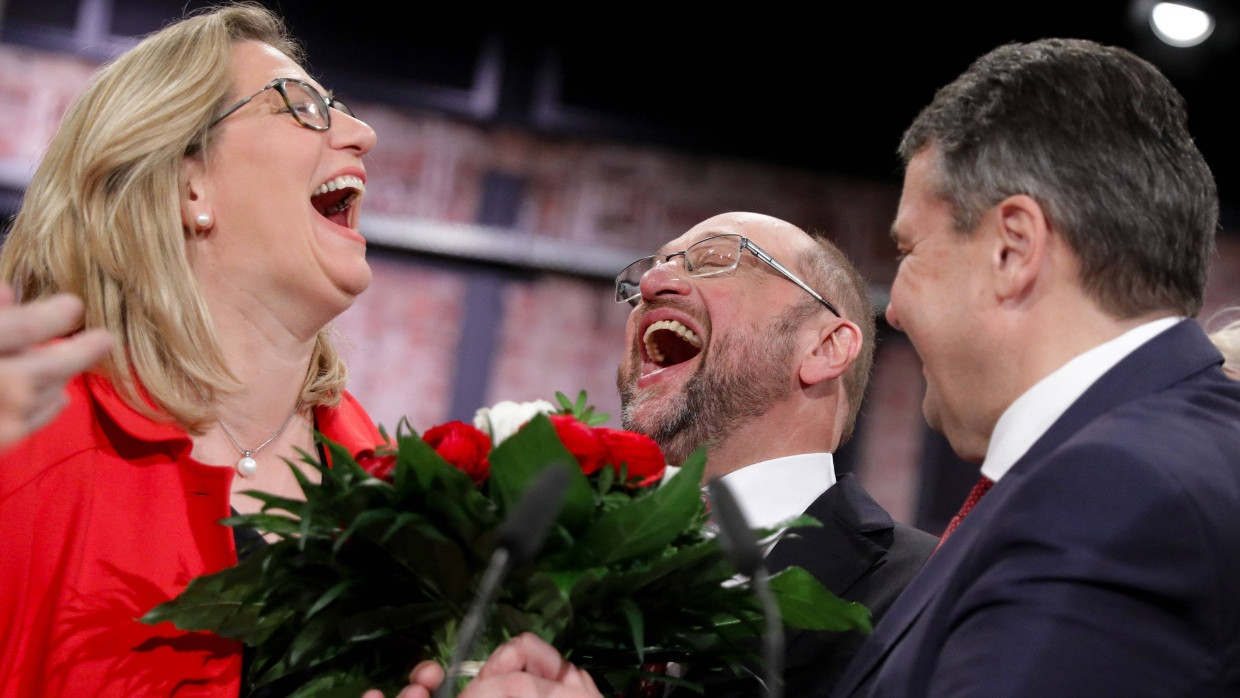 Der Schulz-Effekt bringt auch der SPD im Saarland Aufschwung: Spitzenkandidatin Anke Rehlinger mit Martin Schulz (Mitte) und Sigmar Gabriel (rechts).