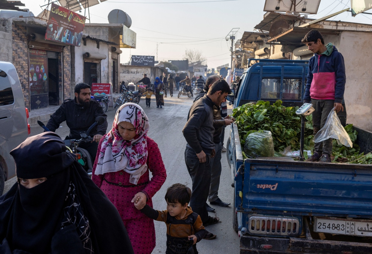 Bei der Versorgung wird niemand ausgeschlossen: auch nicht hier in einem Flüchtlingslager in Idlib