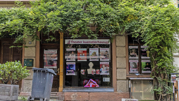 Ungewisse Zukunft: das Theater Künstlerhaus 43 an der Oberen Webergasse in Wiesbaden