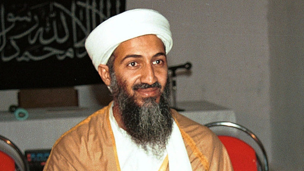 Sehen so neuerdings Influencer aus? Osama Bin Laden im Jahr 2001