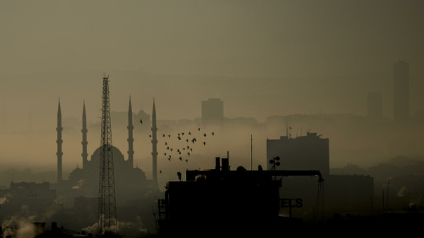 Im Nebel: Blick auf Ankara im Dezember 2024