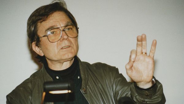 Der Schriftsteller Robert Coover 1994 auf der Leipziger Buchmesse