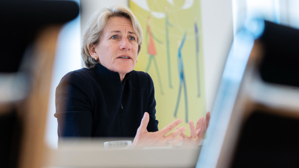 Clara Streit, 55, ist ­Vorsitzende der ­Regierungskommission Deutscher Corporate Governance Kodex.  Sie sitzt unter anderem  in den Aufsichtsräten  von Vonovia und ­Deutscher Börse.