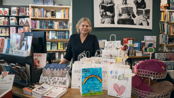 Buchhändlerin Jutta Bummel aus Hochheim hat viele gute Ideen, wie man Kinder für Bücher begeistert.