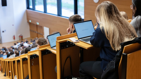 Studenten haben heute die Qual der Wahl zwischen 23.000 Studiengängen