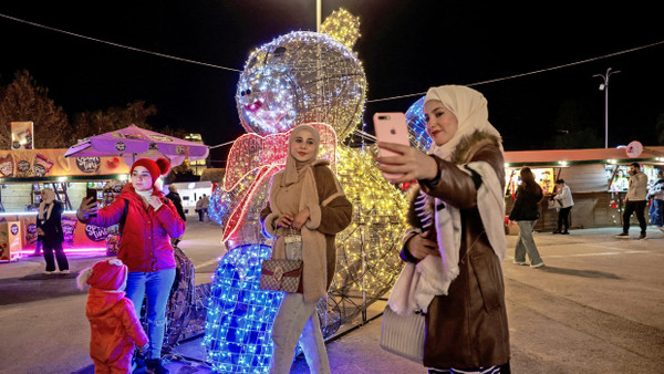 Auch nächstes Jahr wieder? Weihnachtsdekoration in Damaskus im Dezember 2024.