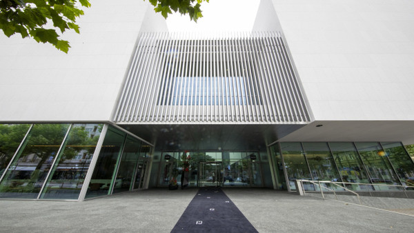 Eröffnet nach langer Bauzeit: Das neue Museum Reinhard Ernst des japanischen Stararchitekten Fumihiko Maki.