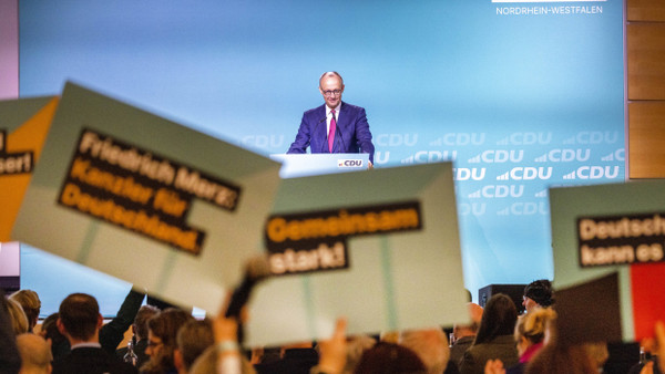 Fast 100 Prozent Zustimmung: Friedrich Merz bei der Landesvertreterversammlung der CDU-NRW