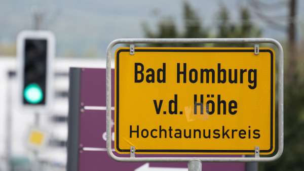 Der Mitarbeiter der Ausländerbehörde des Hochtaunuskreis in Bad Homburg ist suspendiert worden.