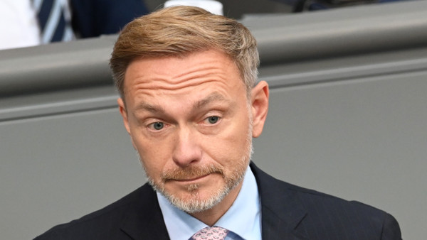 Finanzminister Christian Lindner erhöht den Druck auf die Koalition. (Archivbild)