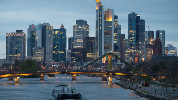 Sitz der neuen EU-Behörde für Geldwäschebekämpfung: Blick auf Frankfurt am Main. (Symbolbild)