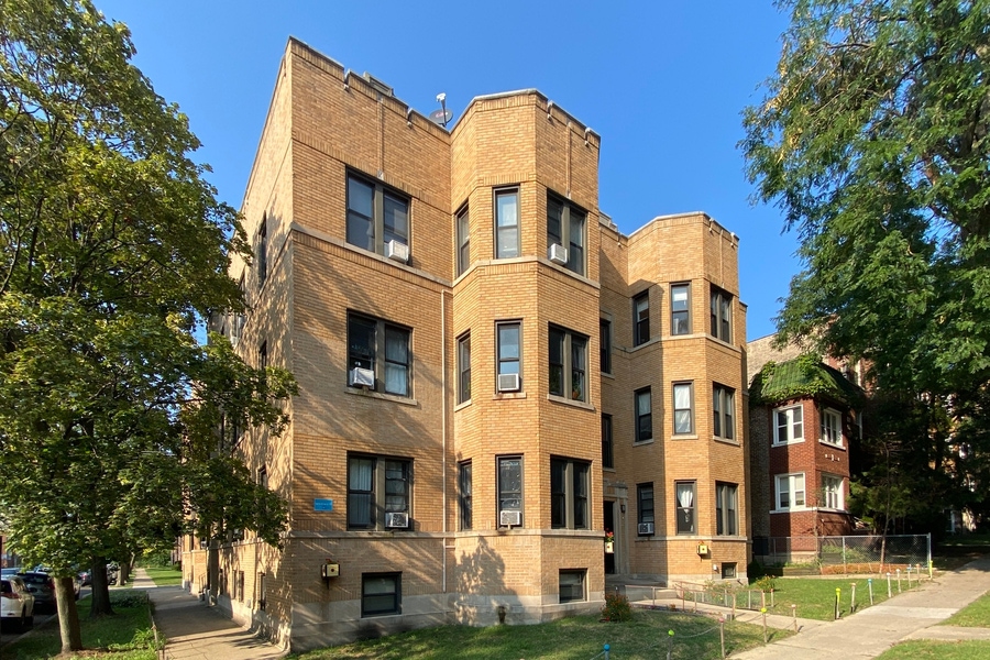 Property photo for 6505 N Hoyne Avenue, #3S, Chicago, IL