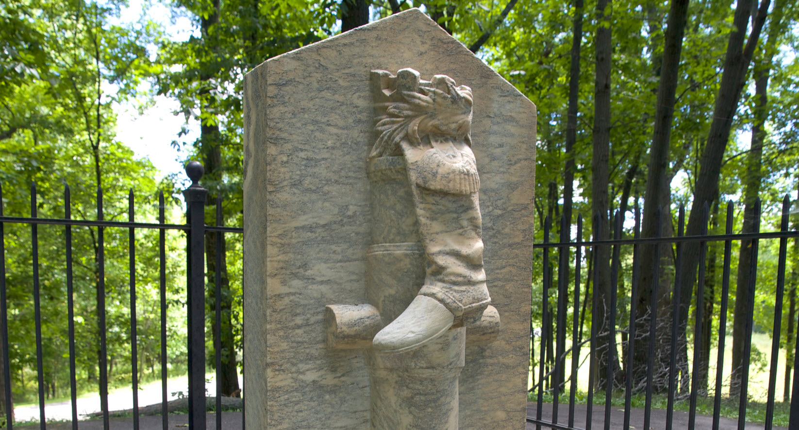 The monument to Arnold's leg at Saratoga National Historical Park. MVLA.