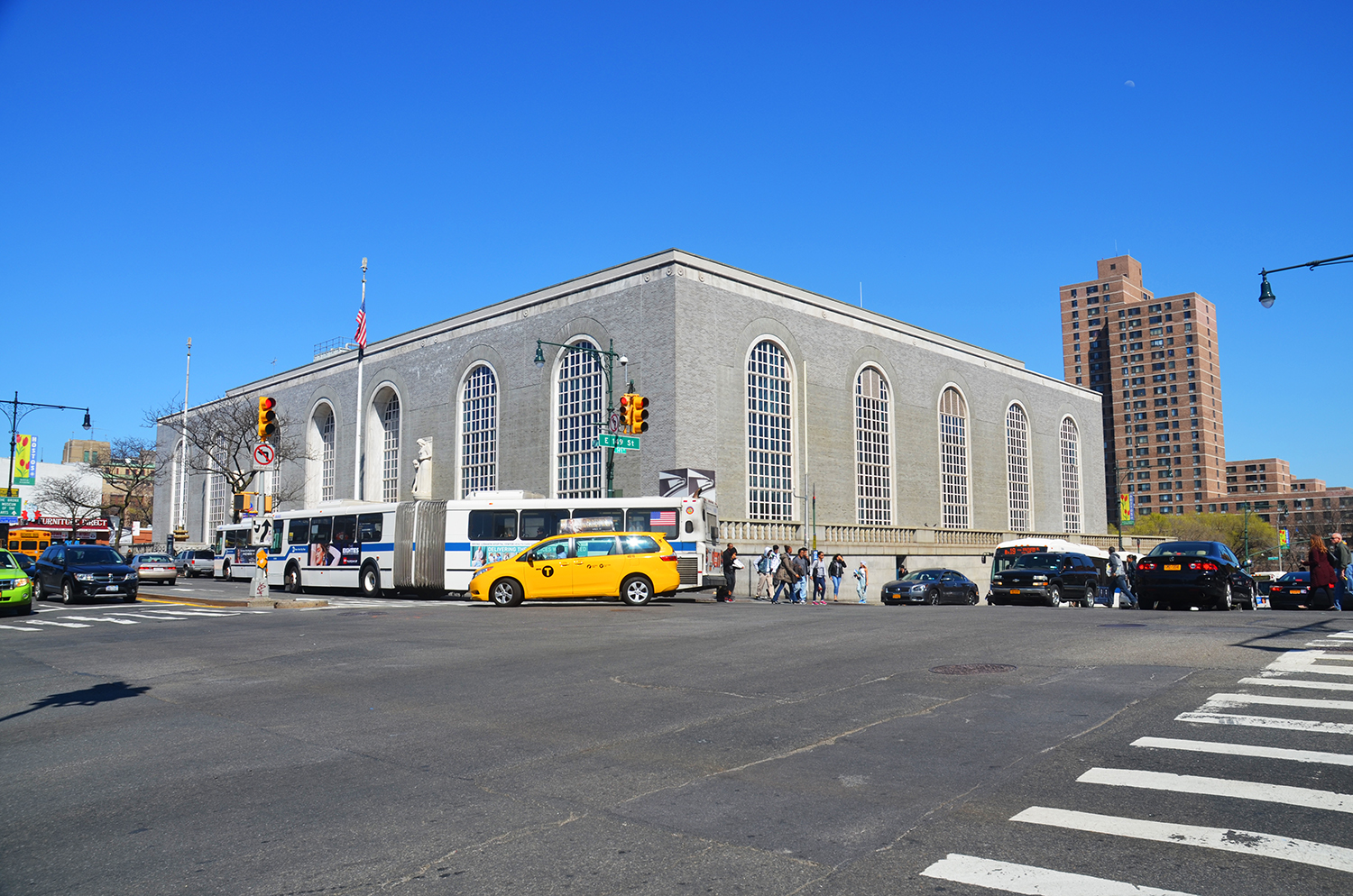 Bronx General Post Office. All photographs by the author