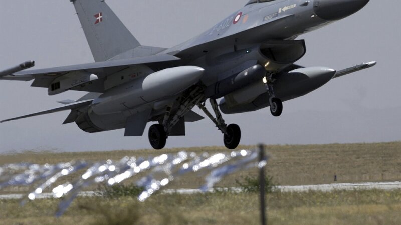 FILE - An F-16 fighter lands at a Turkish air base in the Central Anatolian Turkish city of Konya on Sept. 8, 2004. Norway said Wednesday, July 10, 2024, it will donate six F-16 in the course of 2024 to Ukraine because Kyiv's “ability to defend itself against attacks from the air is absolutely crucial in its defensive battle against Russia.” 