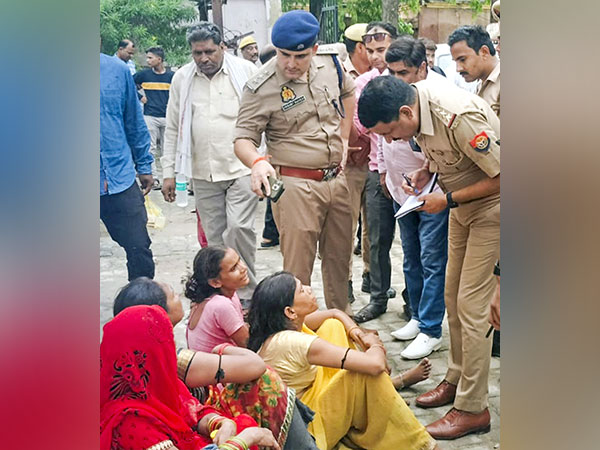 हाथरस भगदड़ में मारे गए सभी लोगों के शवों की हुई पहचान, परिजनों को सौंपे गए शव